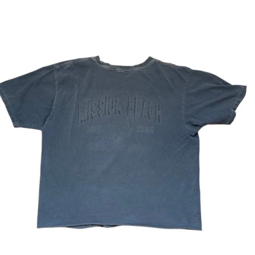 Vintage Faded Mission Beach San Diego Blue Tshirt Medium Cropped